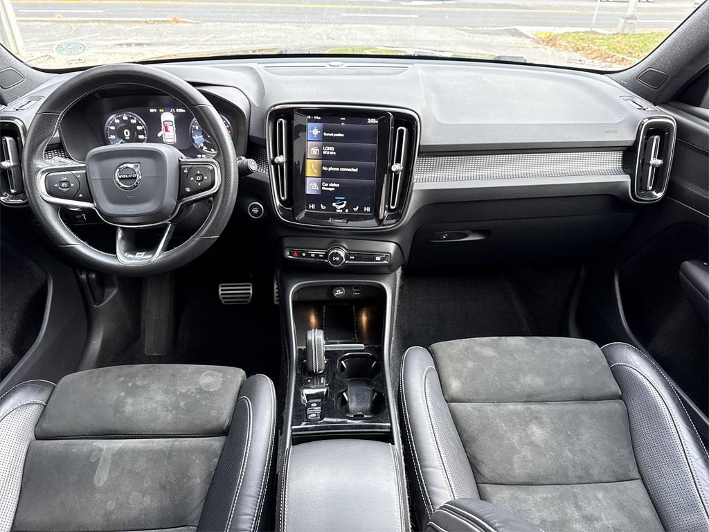 used 2020 Volvo XC40 car, priced at $23,900