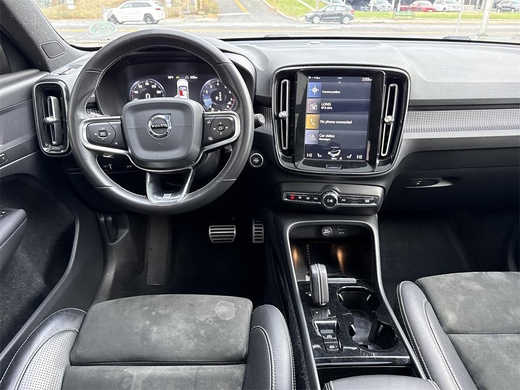 used 2020 Volvo XC40 car, priced at $23,900