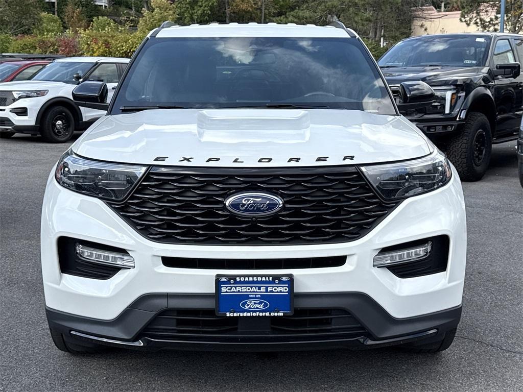 used 2022 Ford Explorer car, priced at $31,000