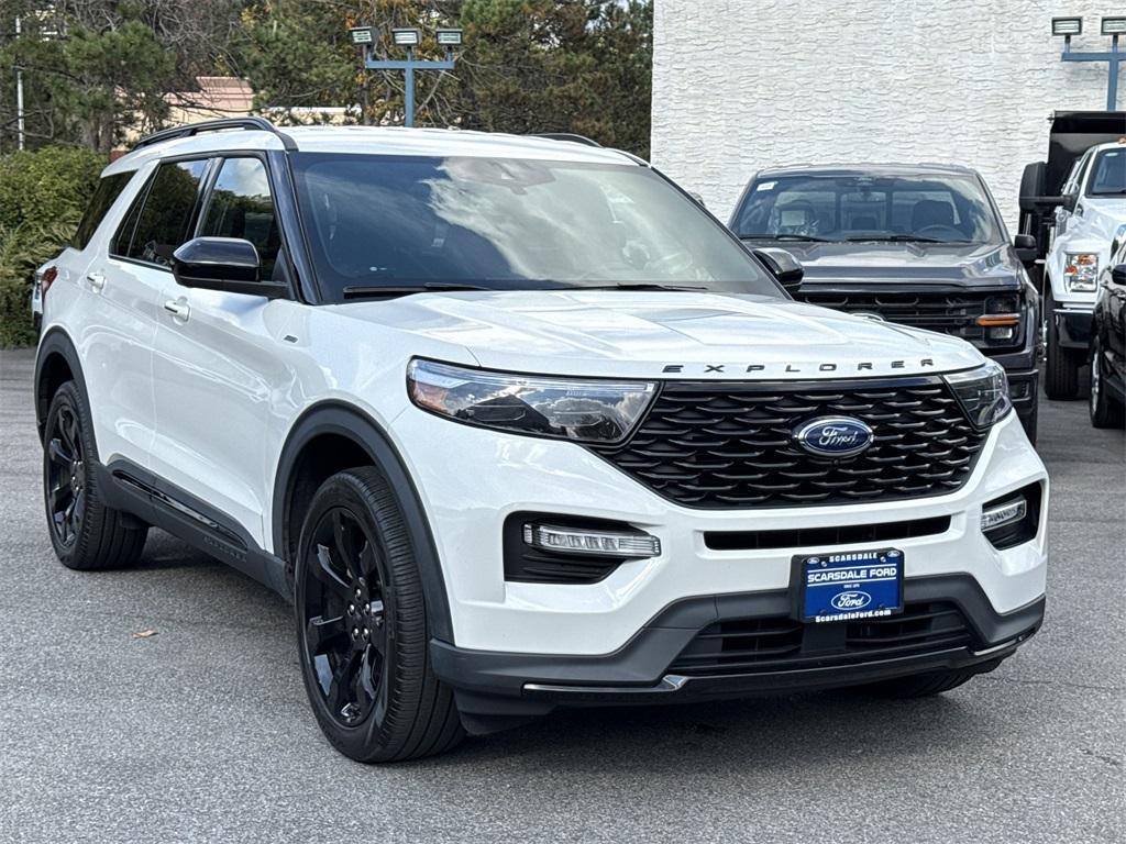 used 2022 Ford Explorer car, priced at $31,000
