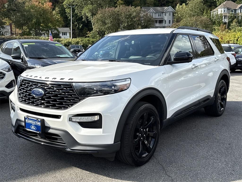 used 2022 Ford Explorer car, priced at $31,000