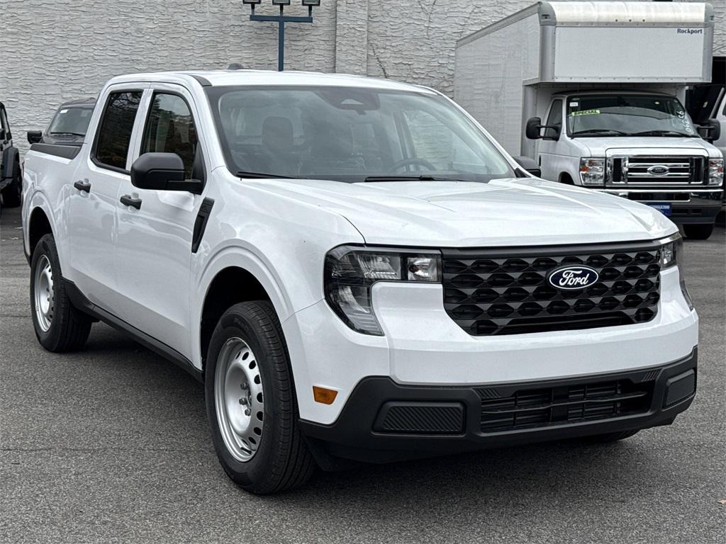 new 2025 Ford Maverick car, priced at $29,190