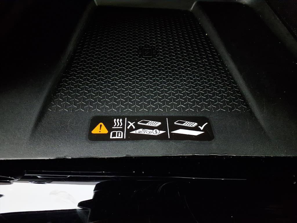 used 2024 Chevrolet Traverse car, priced at $37,321