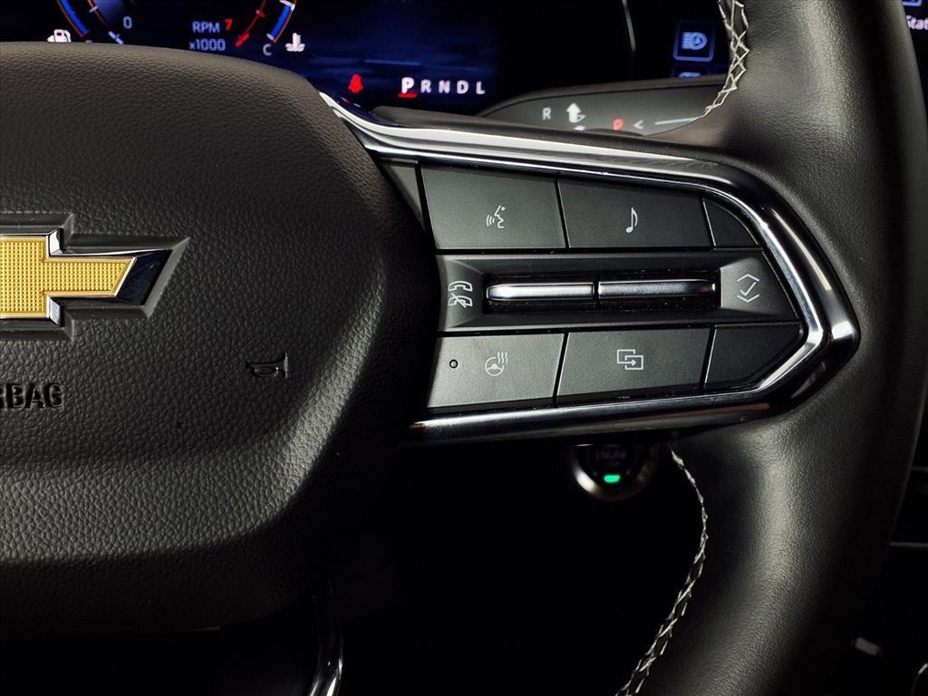 used 2024 Chevrolet Traverse car, priced at $37,321