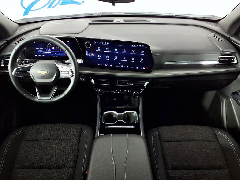 used 2024 Chevrolet Traverse car, priced at $37,321