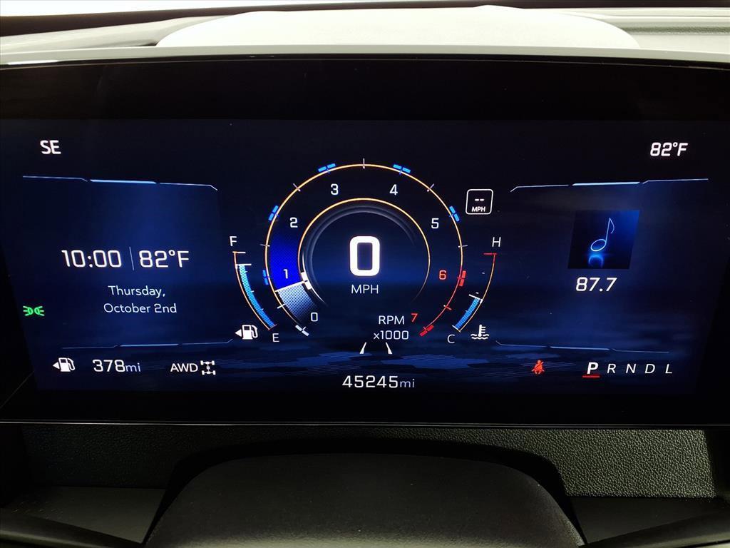 used 2024 Chevrolet Traverse car, priced at $37,321