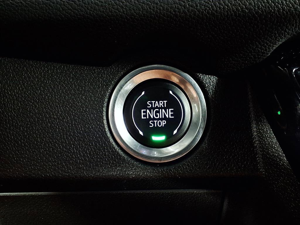 used 2024 Chevrolet Traverse car, priced at $37,321