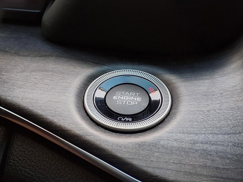 used 2022 Jeep Grand Cherokee L car, priced at $28,735
