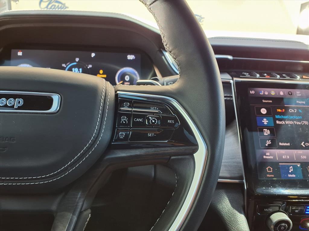 used 2022 Jeep Grand Cherokee L car, priced at $28,735
