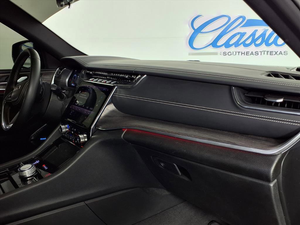 used 2022 Jeep Grand Cherokee L car, priced at $28,735