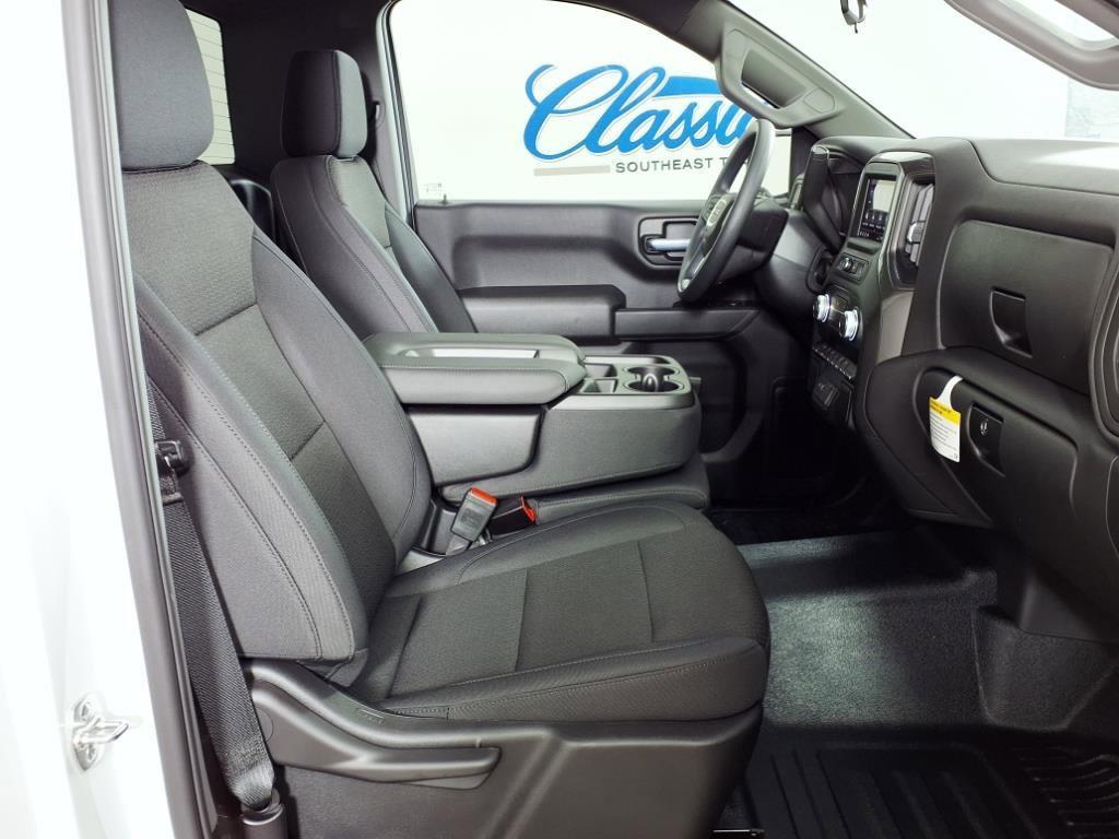 new 2026 GMC Sierra 1500 car, priced at $33,660