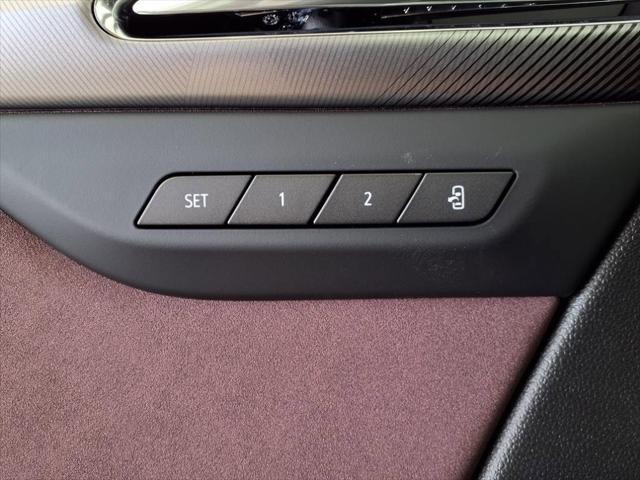 new 2025 Buick Envision car, priced at $43,735
