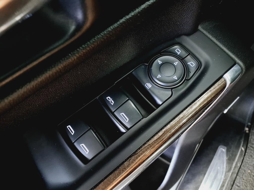 used 2019 Chevrolet Silverado 1500 car, priced at $31,930
