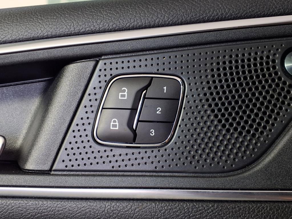 used 2023 Ford Edge car, priced at $29,397