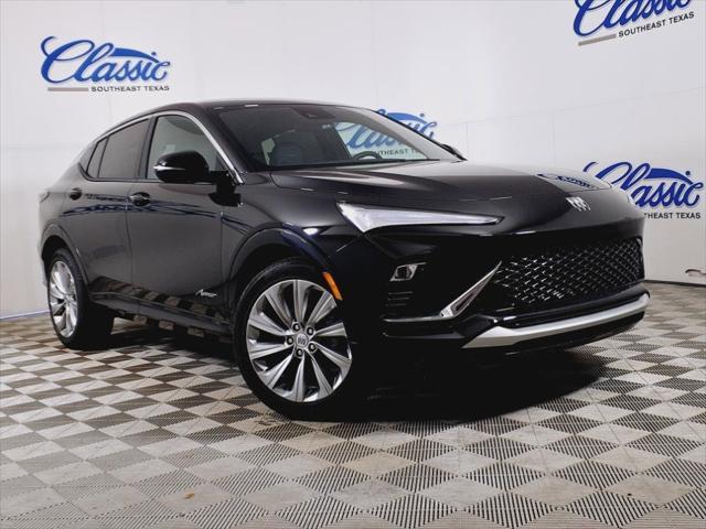new 2025 Buick Envista car, priced at $31,585