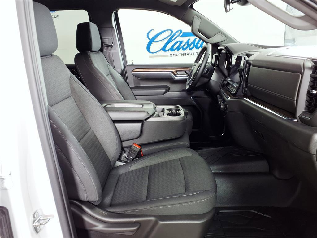used 2023 Chevrolet Silverado 1500 car, priced at $31,620