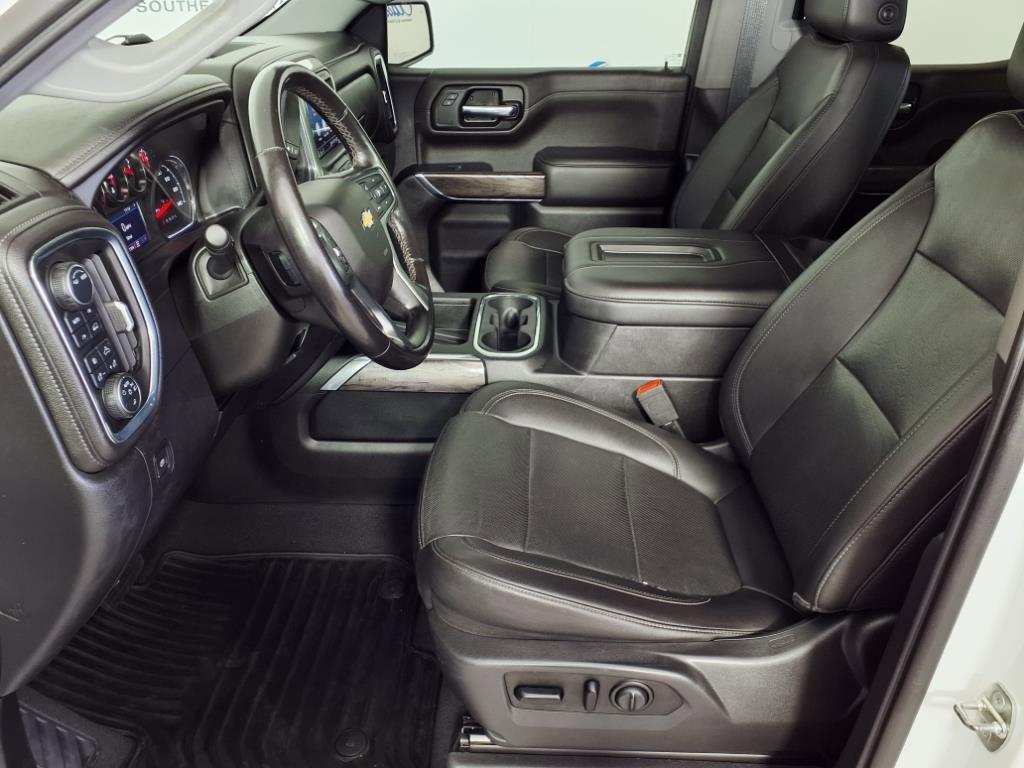 used 2021 Chevrolet Silverado 1500 car, priced at $37,982