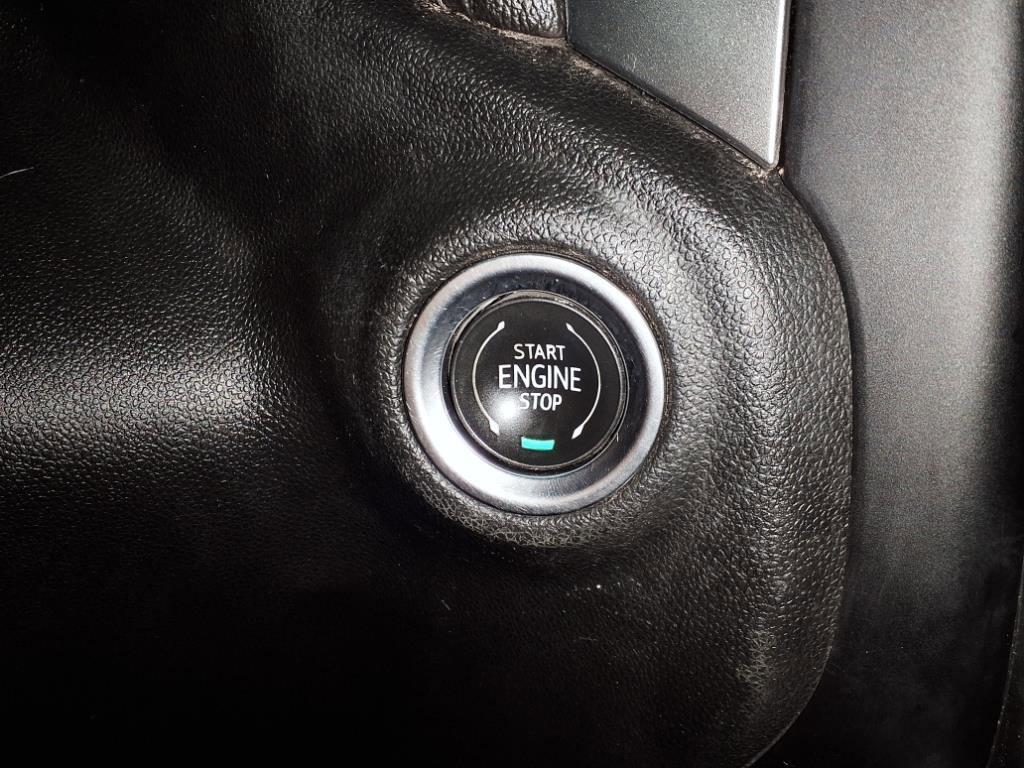 used 2021 Chevrolet Silverado 1500 car, priced at $37,982