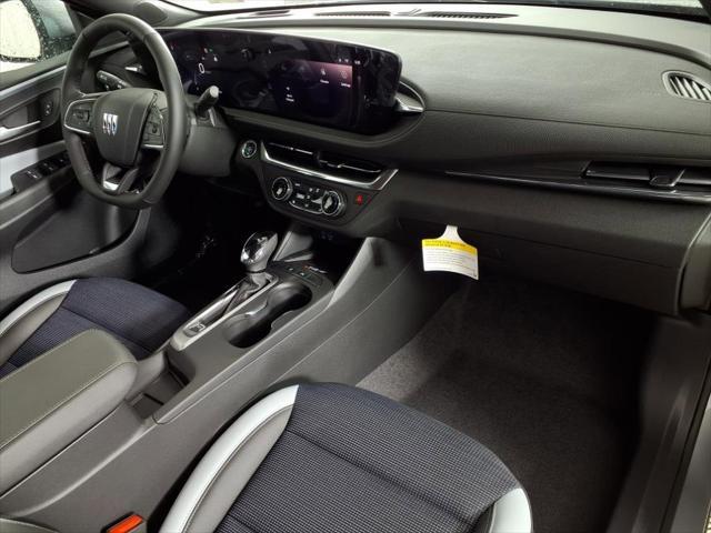 new 2025 Buick Envista car, priced at $27,280