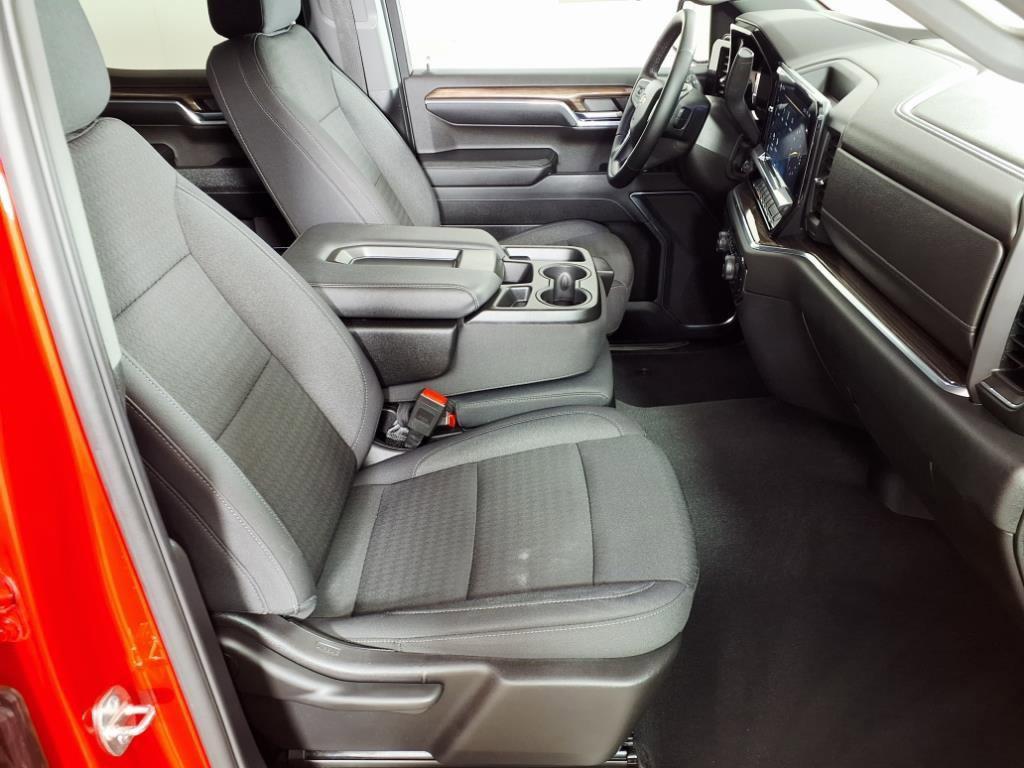 used 2024 Chevrolet Silverado 1500 car, priced at $40,869