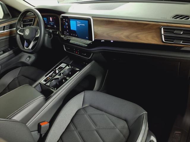 used 2024 Volkswagen Atlas car, priced at $33,777