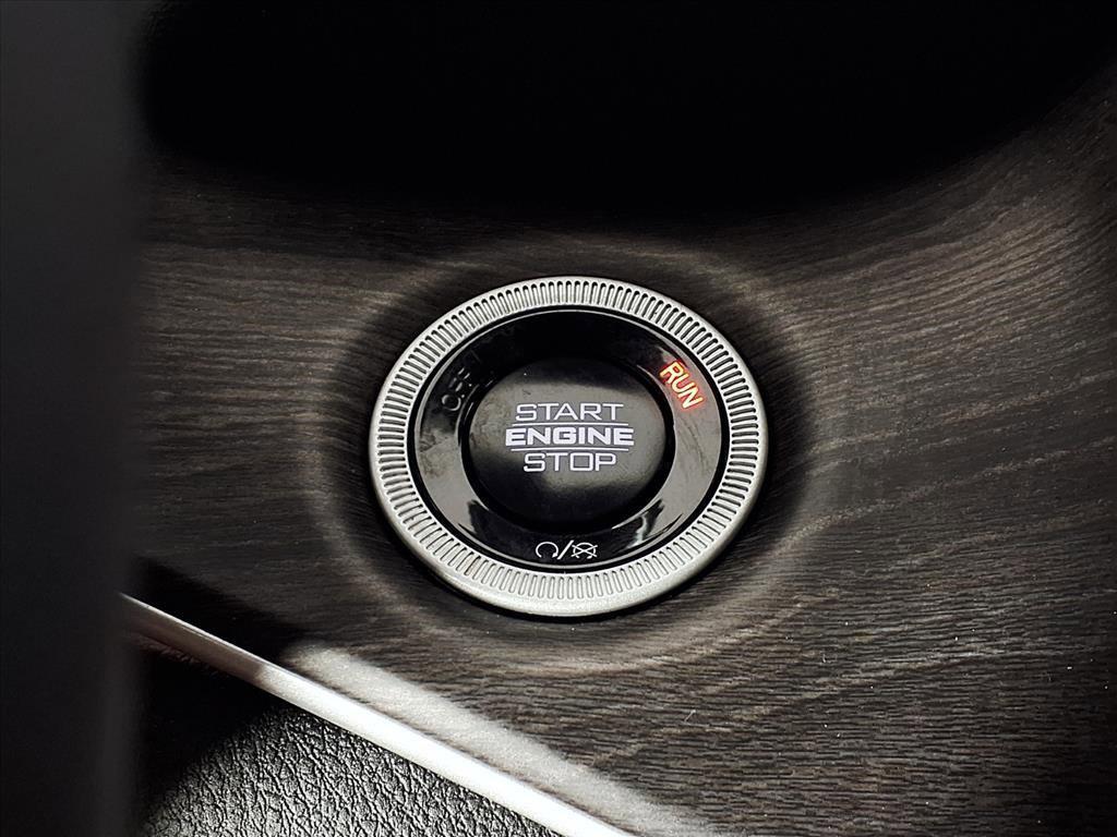 used 2024 Jeep Grand Cherokee L car, priced at $37,885