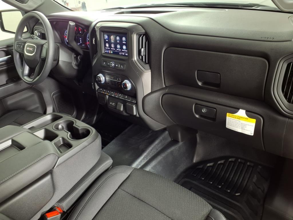 new 2025 GMC Sierra 1500 car, priced at $45,867