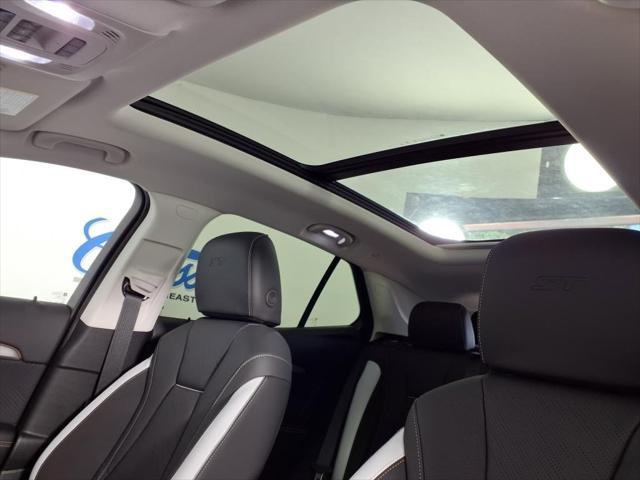 new 2025 Buick Envision car, priced at $43,735