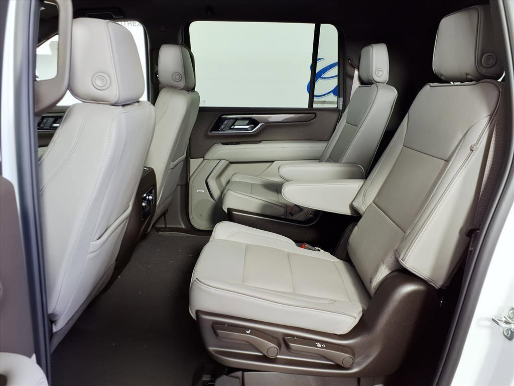 new 2026 GMC Yukon XL car, priced at $75,500