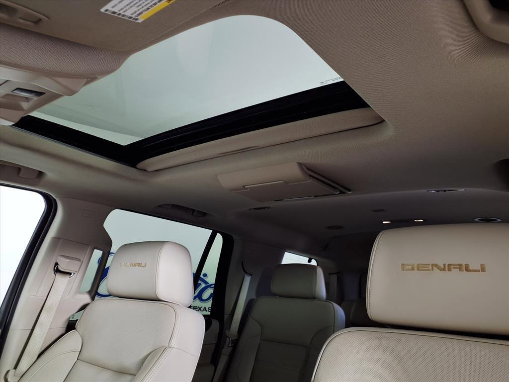 used 2016 GMC Yukon car, priced at $24,587