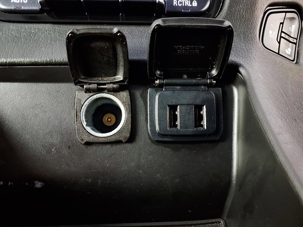 used 2020 GMC Yukon car, priced at $33,894