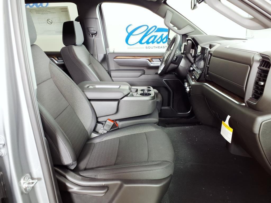 new 2025 GMC Sierra 2500 car, priced at $67,509