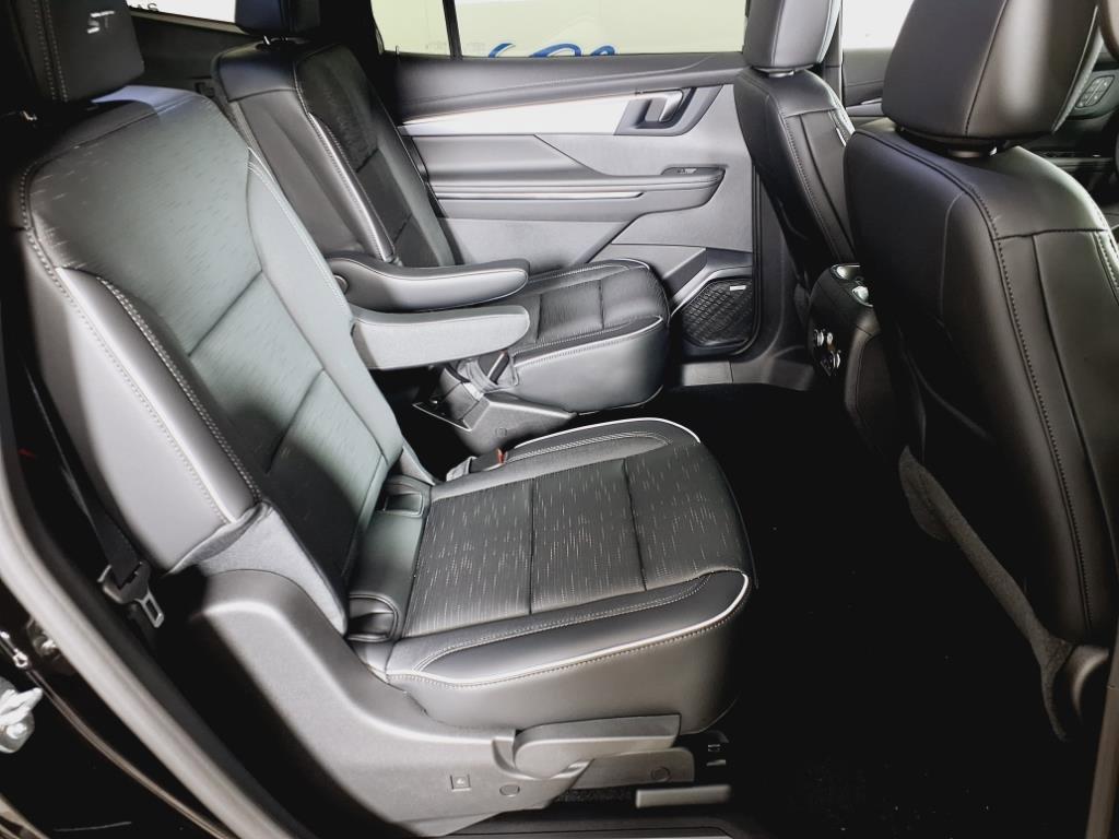 new 2026 Buick Enclave car, priced at $52,133