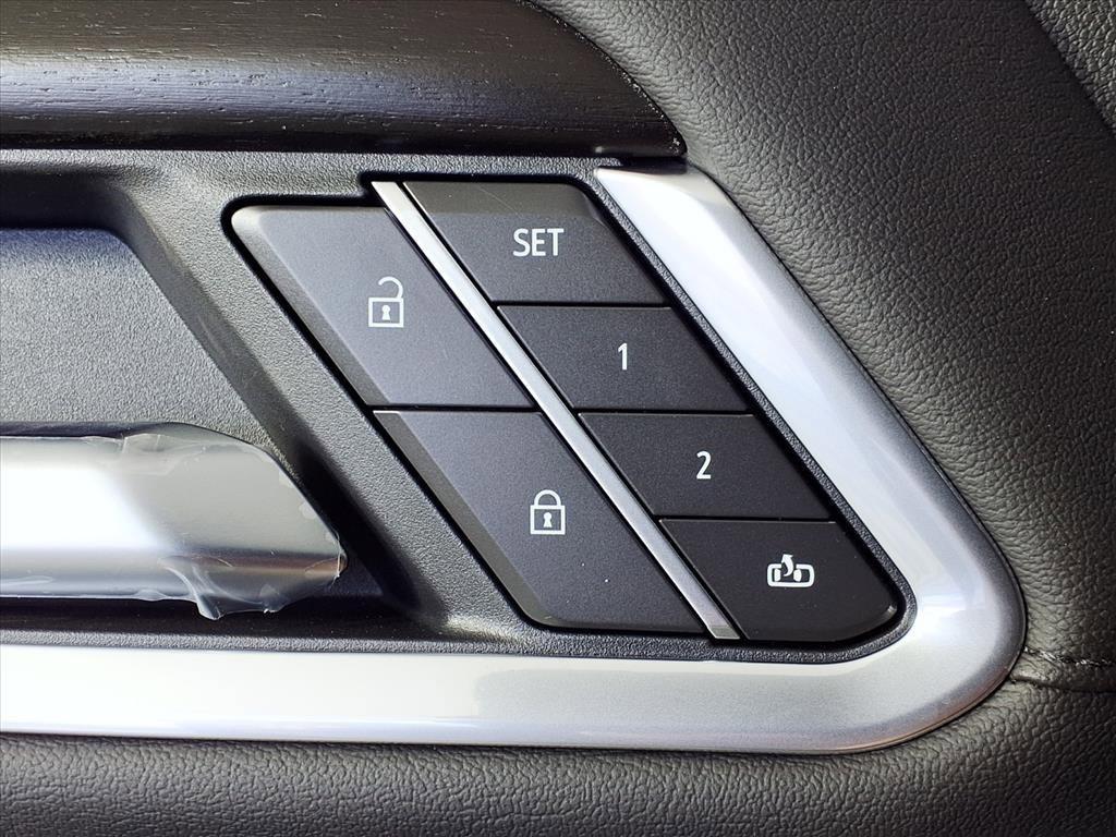 new 2025 GMC Sierra 2500 car, priced at $84,319