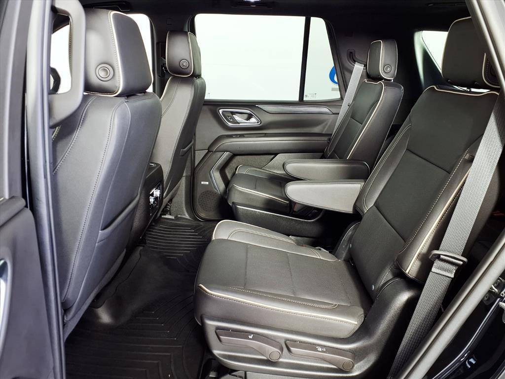 used 2023 GMC Yukon car, priced at $52,754