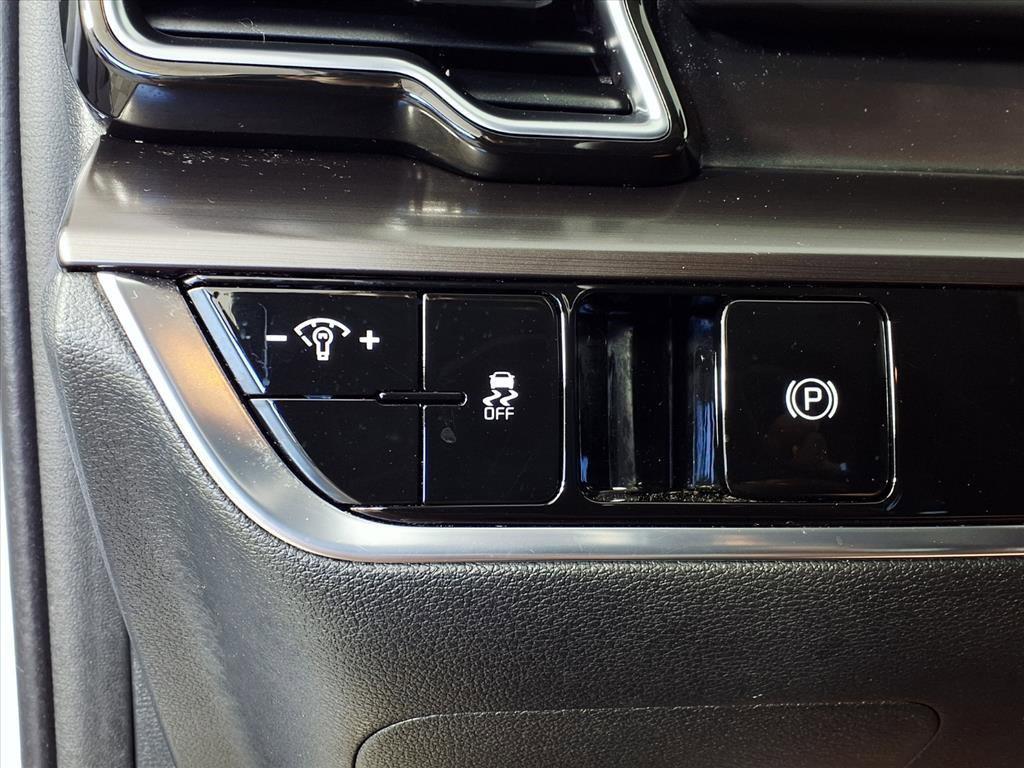 used 2025 Kia Sportage car, priced at $28,858