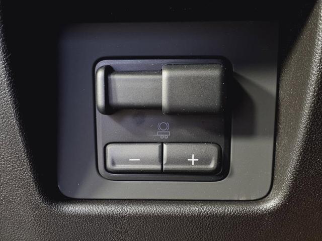 new 2025 GMC Canyon car, priced at $47,400