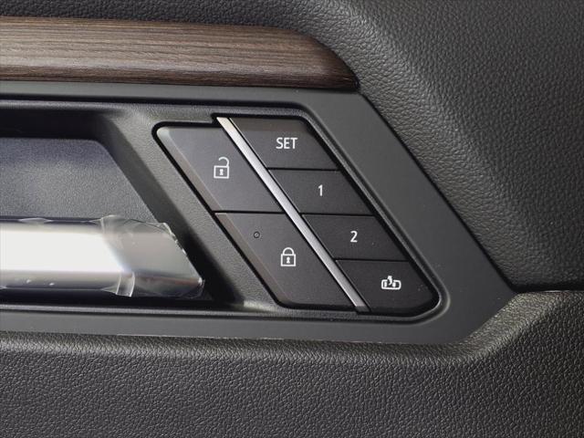 new 2025 GMC Acadia car, priced at $56,090