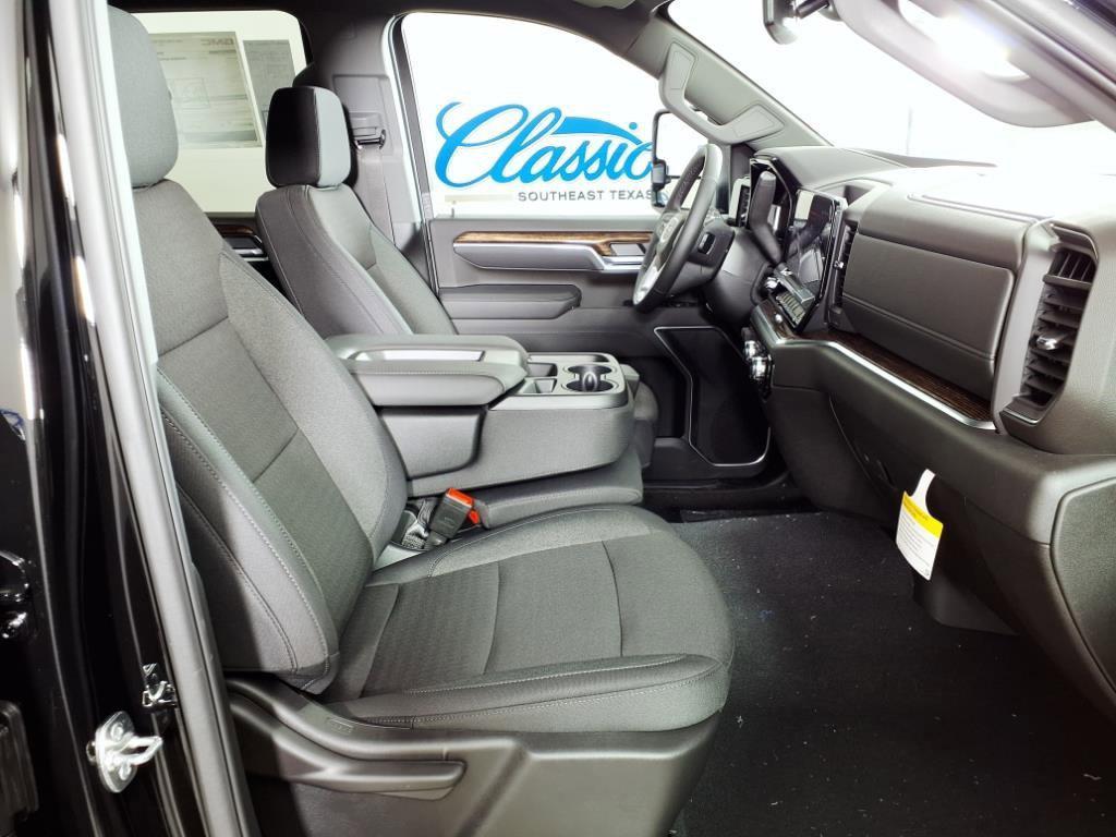 new 2025 GMC Sierra 2500 car, priced at $67,292