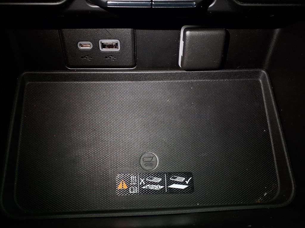 used 2021 Chevrolet Suburban car, priced at $45,486