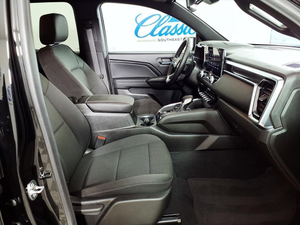 used 2024 GMC Canyon car, priced at $38,746