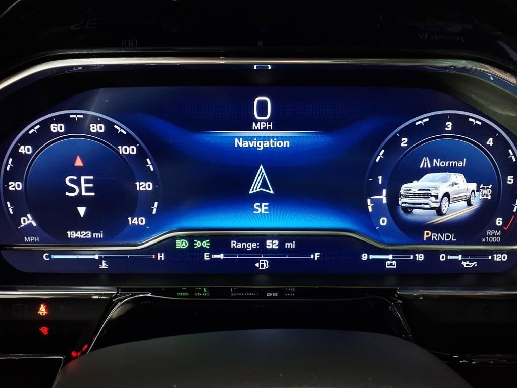 used 2025 Chevrolet Silverado 1500 car, priced at $42,998