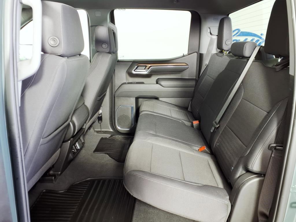 used 2025 Chevrolet Silverado 1500 car, priced at $42,998