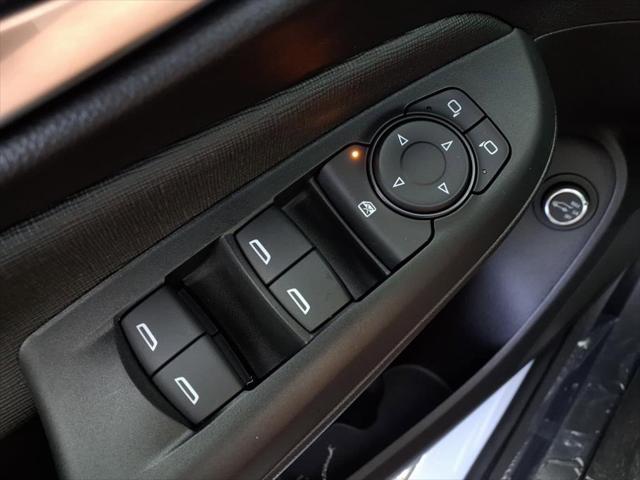 new 2025 Buick Envista car, priced at $27,280
