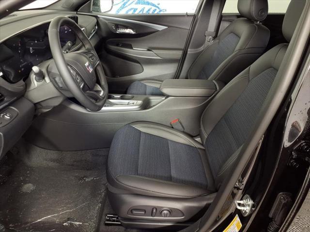 new 2025 Buick Envista car, priced at $27,280