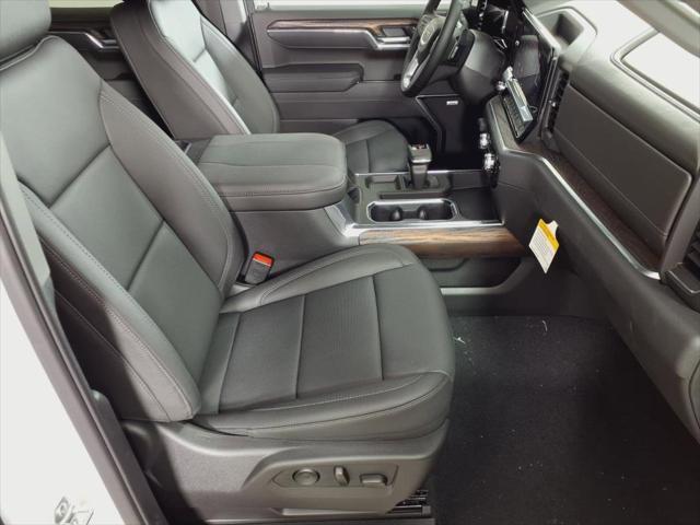 new 2025 GMC Sierra 1500 car, priced at $55,749