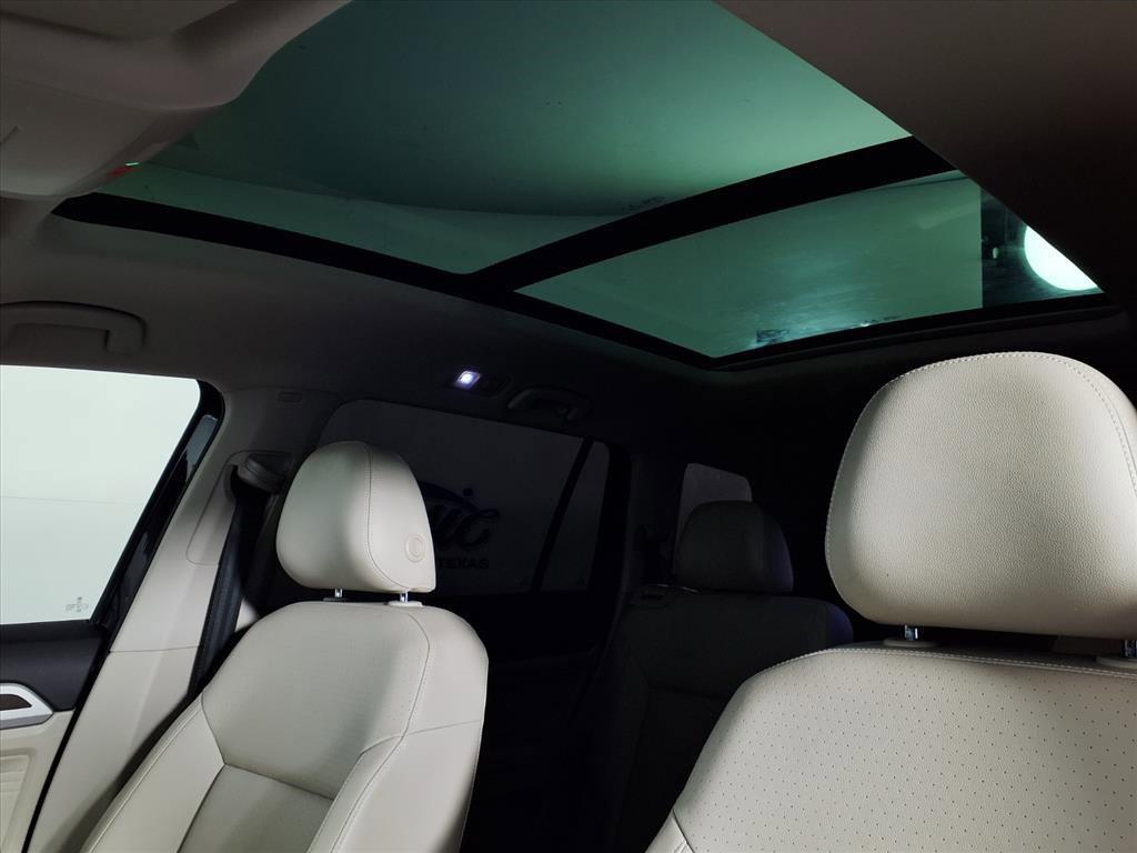 used 2022 Volkswagen Atlas car, priced at $25,768