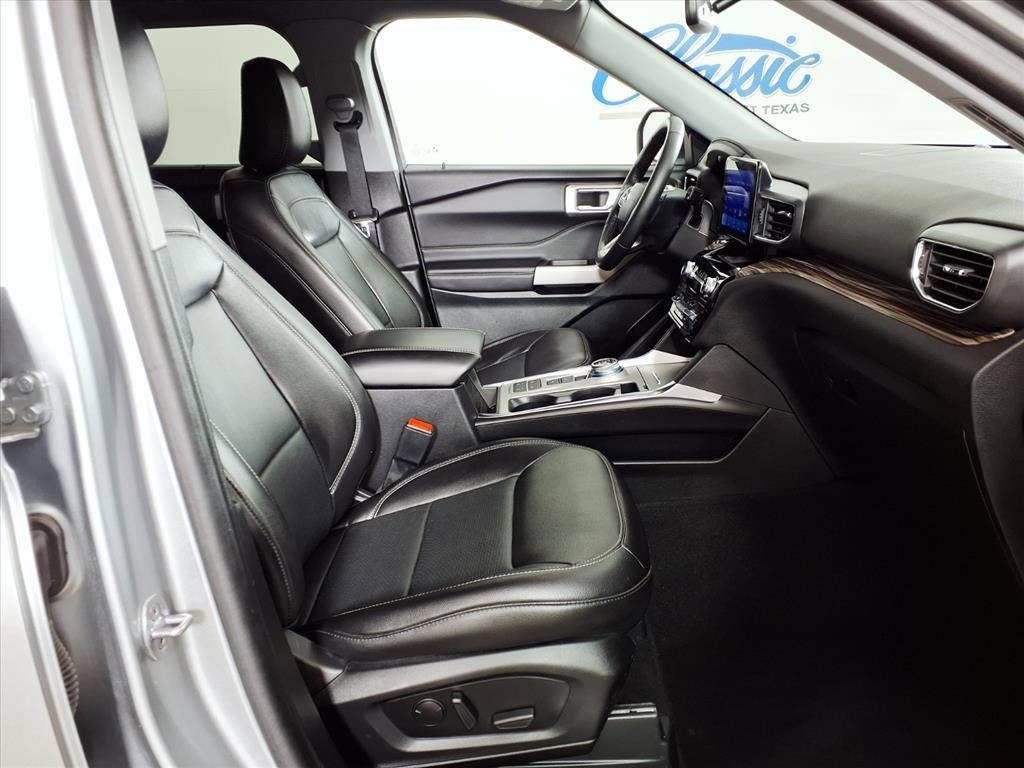 used 2024 Ford Explorer car, priced at $31,397