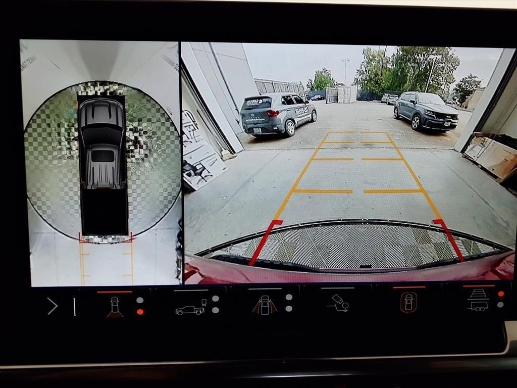 used 2025 Chevrolet Silverado 1500 car, priced at $52,720