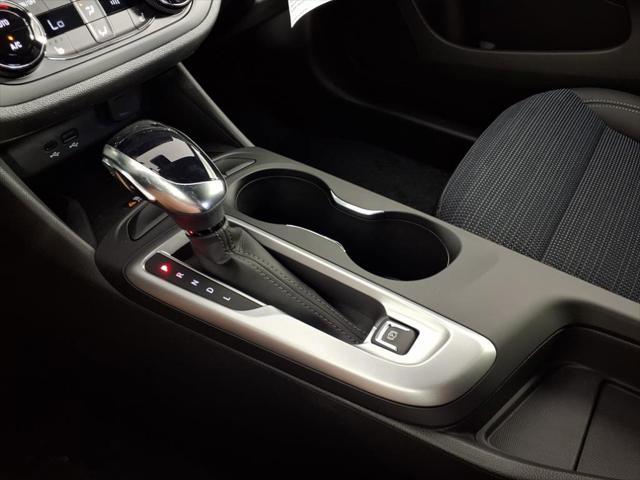 new 2025 Buick Envista car, priced at $27,280